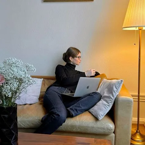 Scena, prelegent i publiczność podczas konferencji